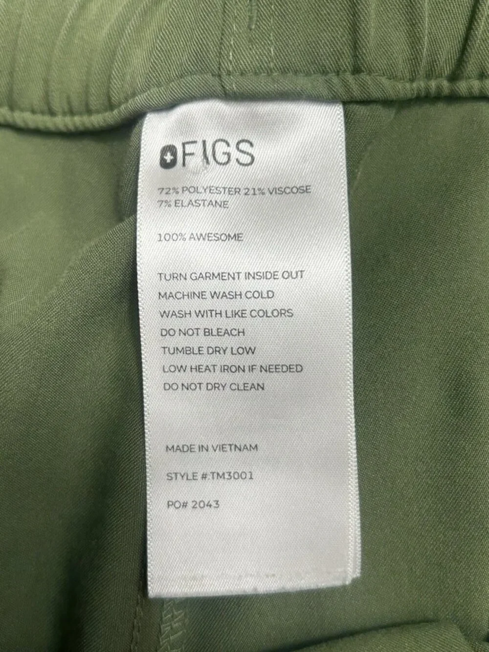 FIGS Cairo Cargo Scrub Pants Technical Collection Medium Green 31” Inseam